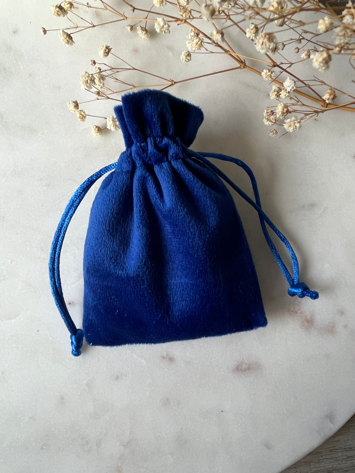 50 pcs 4x5 in Luxury Velvet Jewelry Bags: Personalized Drawstring Pouch