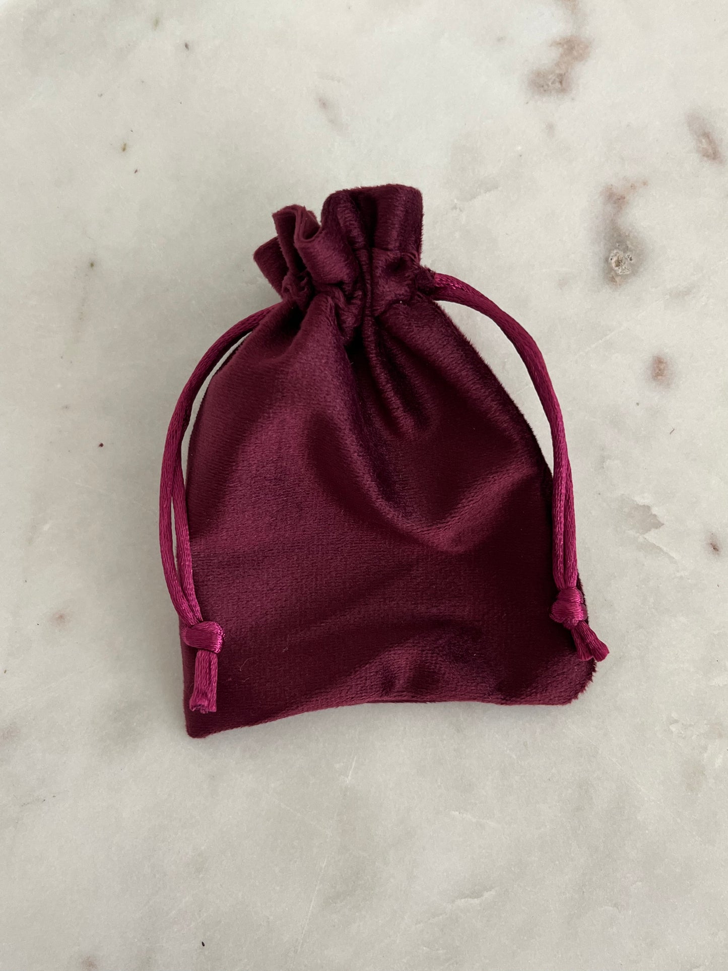 50 pcs 4x5 in Luxury Velvet Jewelry Bags: Personalized Drawstring Pouch
