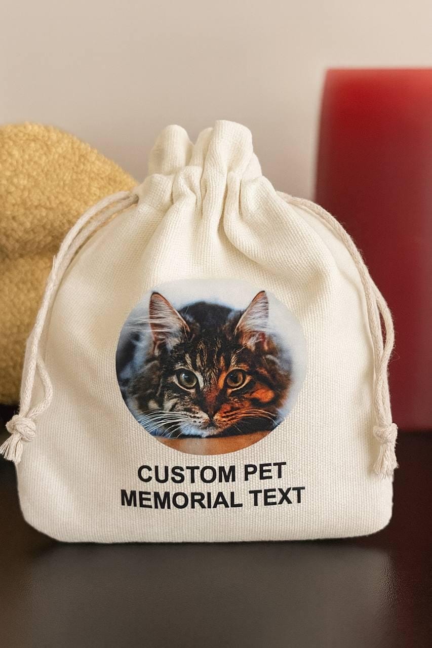 Personalized Velvet Pet Cremation Ashes Bag: Memorial Keepsake Urn Holder