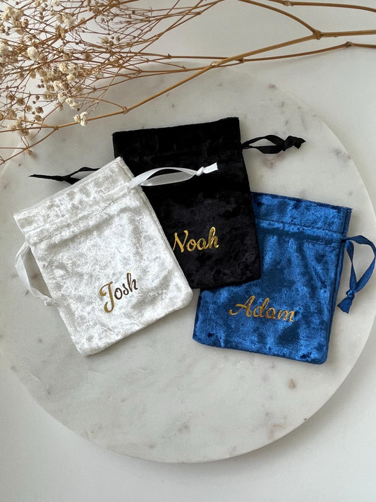Personalized Velvet Drawstring Bag: Custom Name Jewelry Pouch