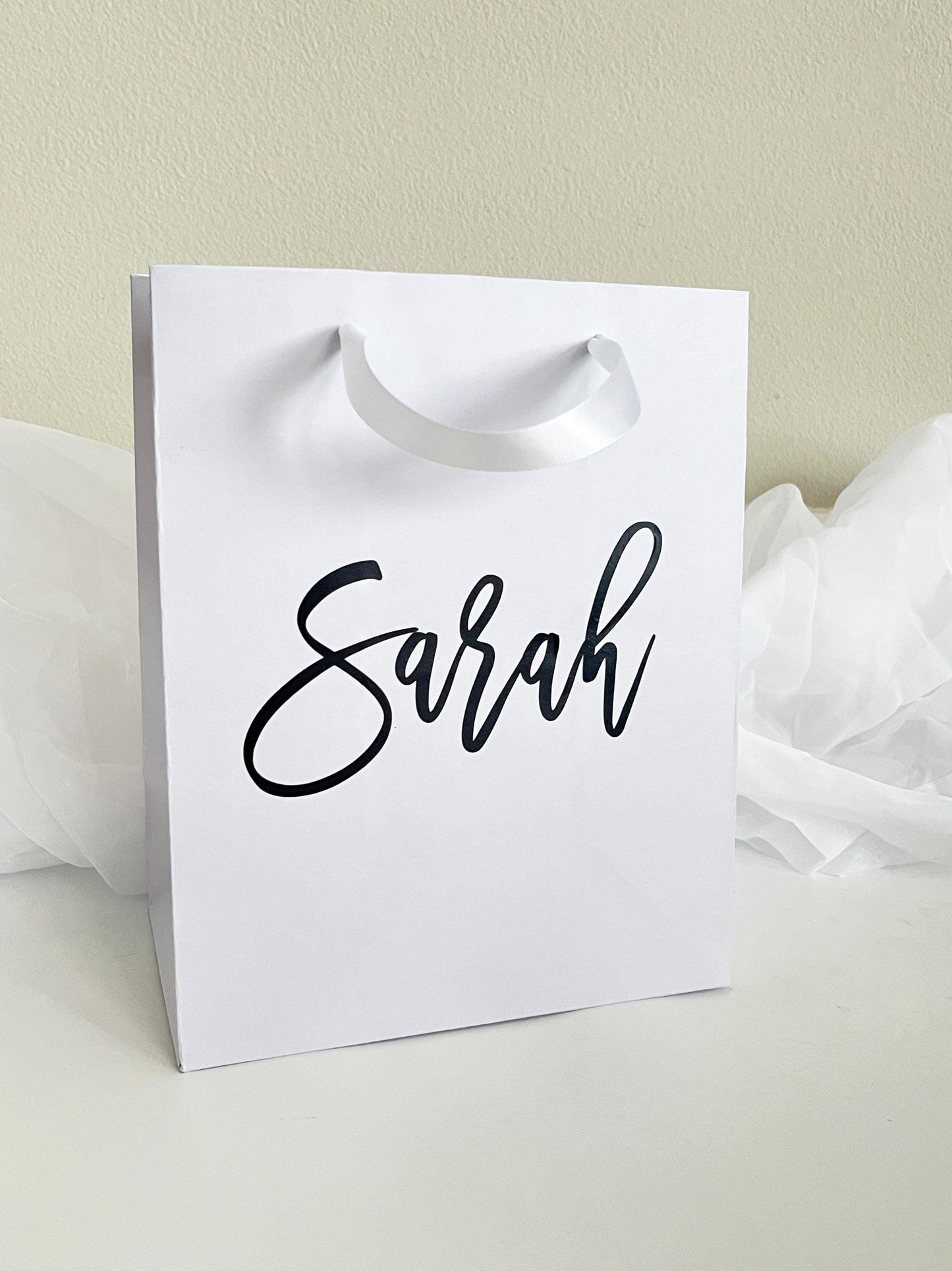 Personal Gifted Bag, Bridesmaid gift bag, luxury gift bags, wedding gift bags, bridesmaid gift bags, business gift bags, mini gift bags